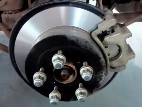 Xe chạy có tiếng kêu bất thường