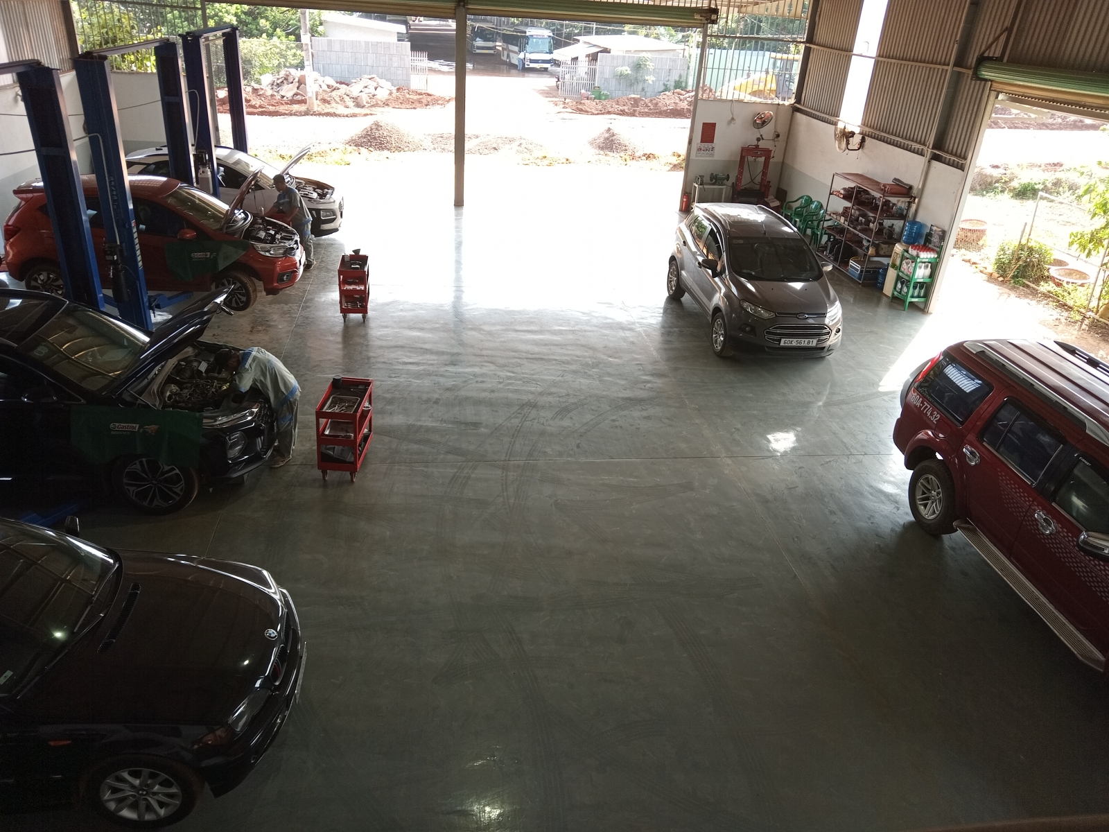 Cuối tuần rộn ràng