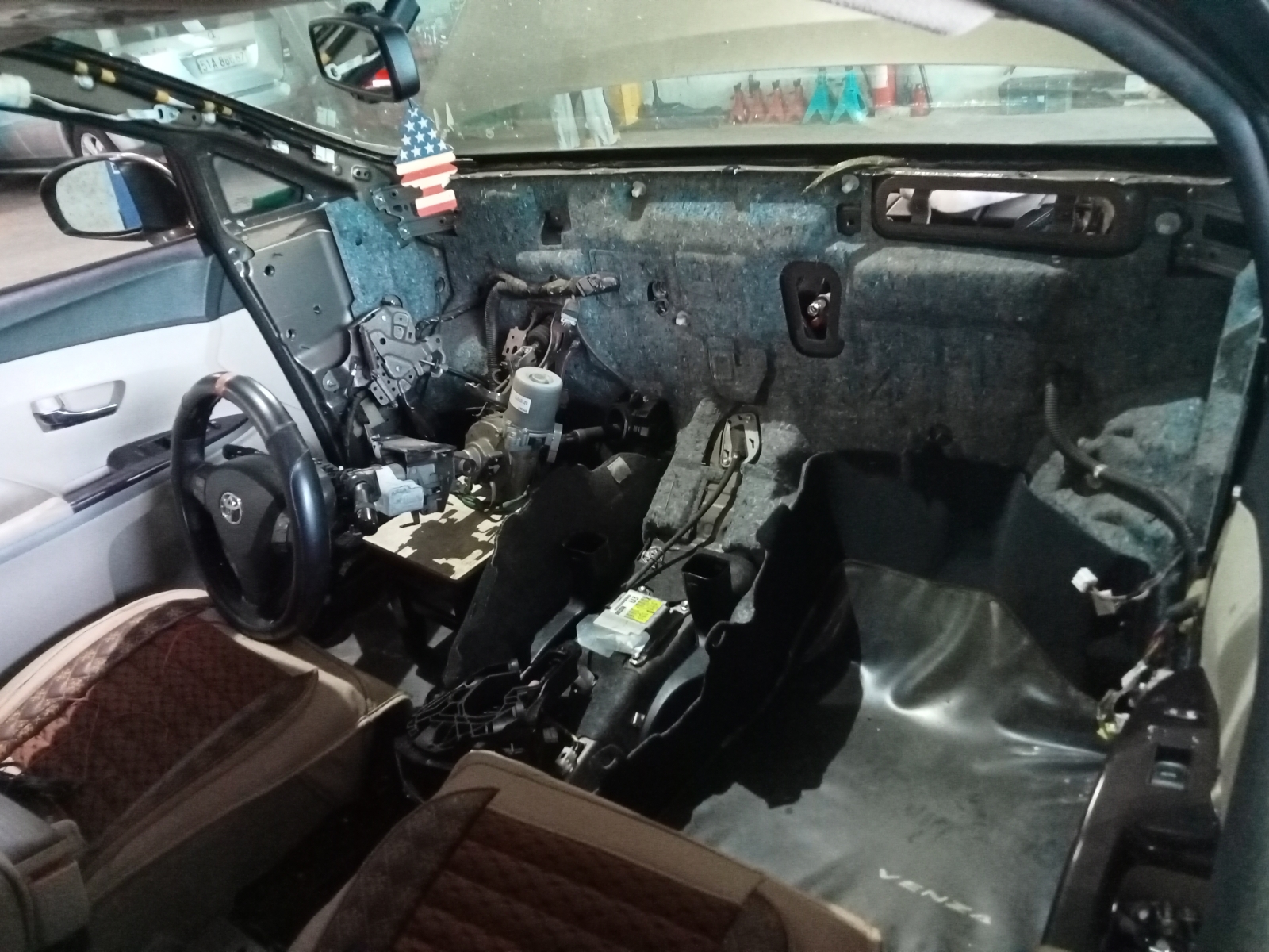 Điện lạnh ô tô long khánh