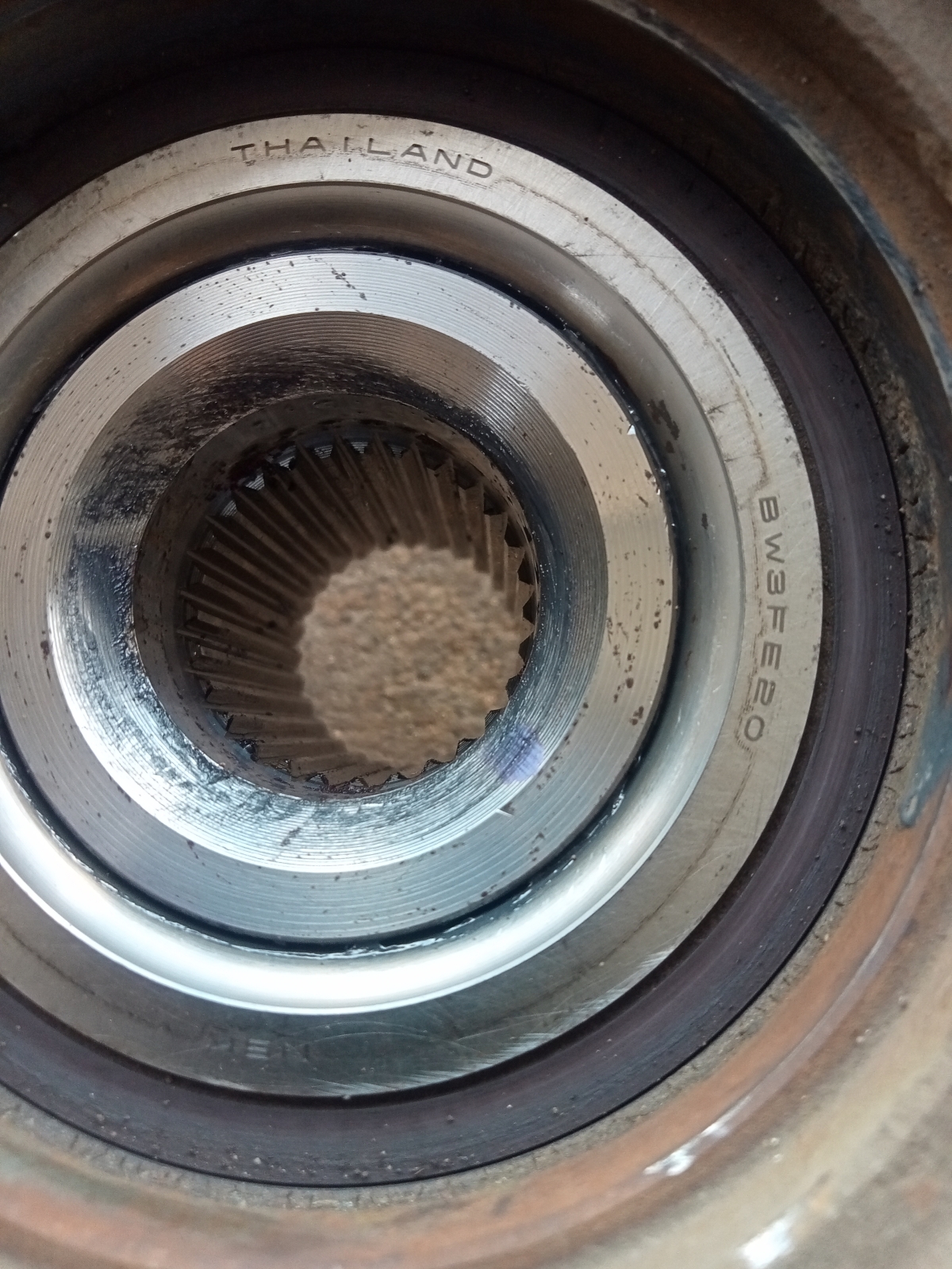 Xe chạy có tiếng kêu bất thường