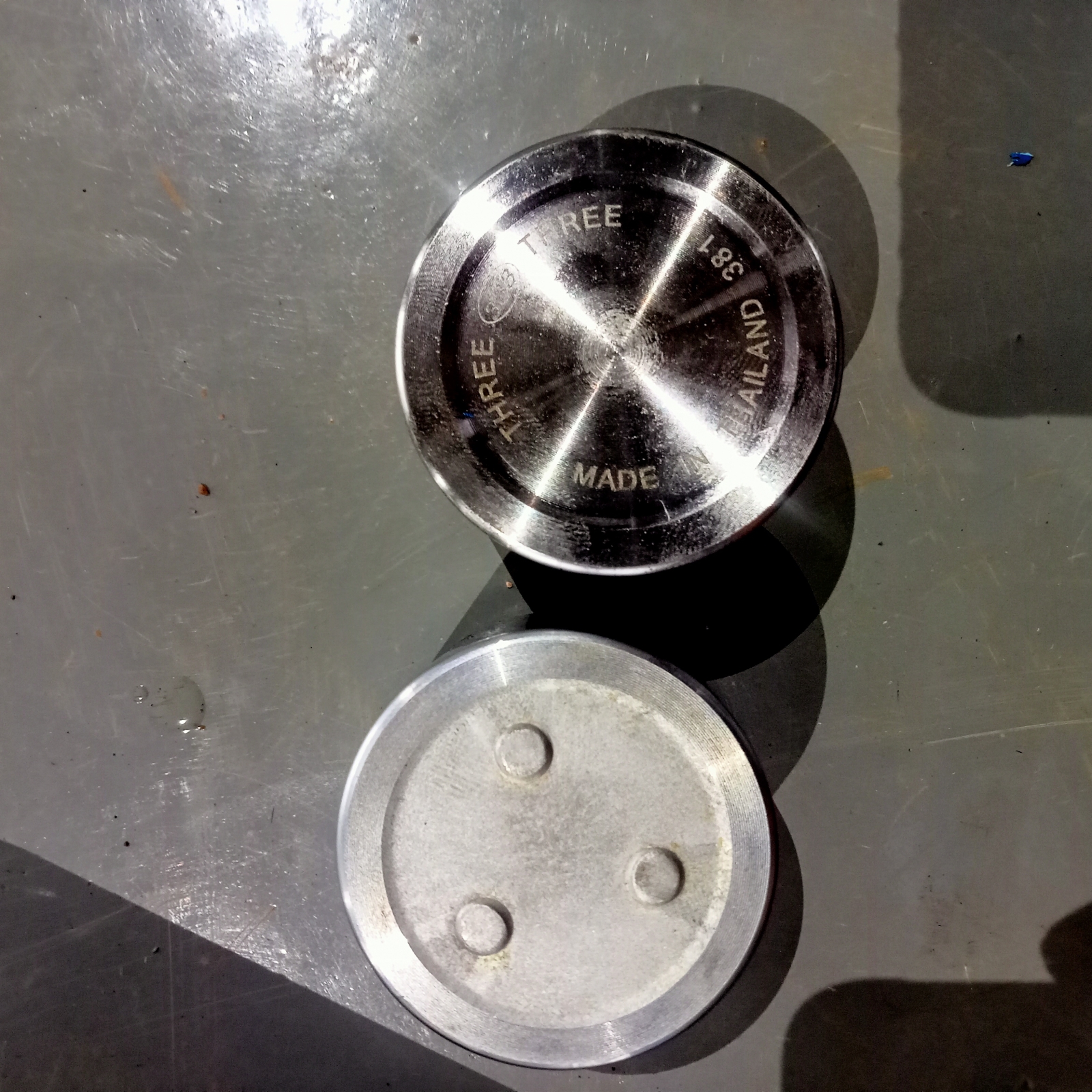 Màu đỏ may mắn